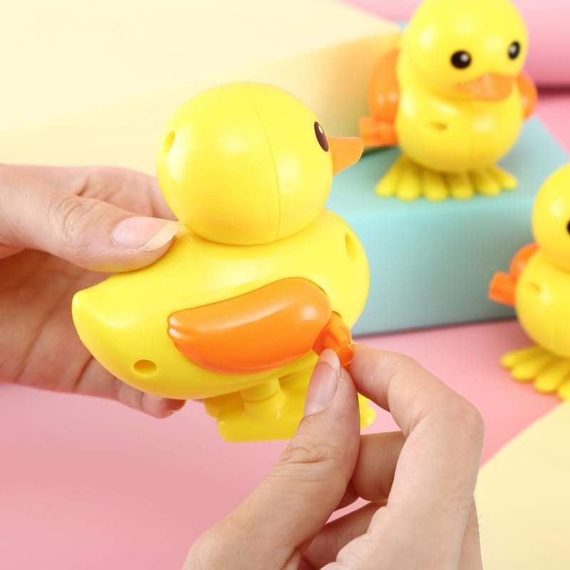 51hu0zqecsl SUPER TOY 3 PEC Jumping Bird Animals Key Operated Wind Up Toys for Toddler Kids Colorful Funny Moving Toys for Babies 6-12 Months (Assorted)
