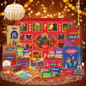 Happilo Ramayan Diwali Gift Box with 22 Inclusions | Gold Plated Charan Paduka | Puja Kalash | Rajwadi Saunf | Plantable Pataka | Dry Fruit Sweet | Brass Hanging Diya | Cotton Wicks | Rose Mishri | Toran | Akashdeep Lantern | Diwali Gift Hamper