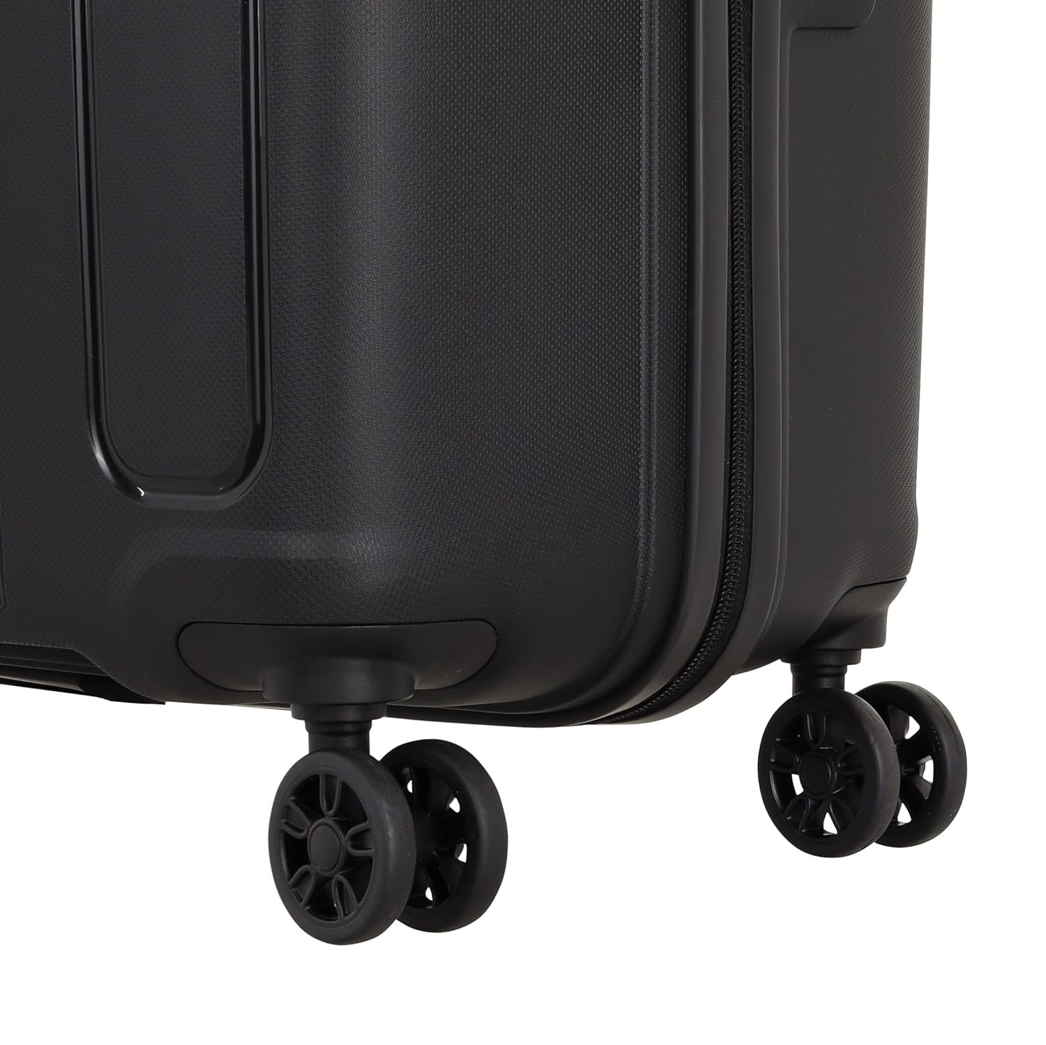 817bGS8dC4L. SL1500 American Tourister Medium Ivy 2.0-8 Wheel, 68 CM Hard PP Check-in Suitcase for Travel/Trolley Bag for Travel/Travel Bag with Combination Lock & Smooth Sliding Double Wheel – Black