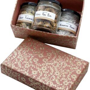 The Berry People: Sweet & Spicy Gift Hamper - Flavoured Dry Fruits Combo of Kaju Peri Peri, Kaju Pudina & Kishmish Paan | Nutritious Pack & Healthy Snacks for All Occasions | Diwali Gift